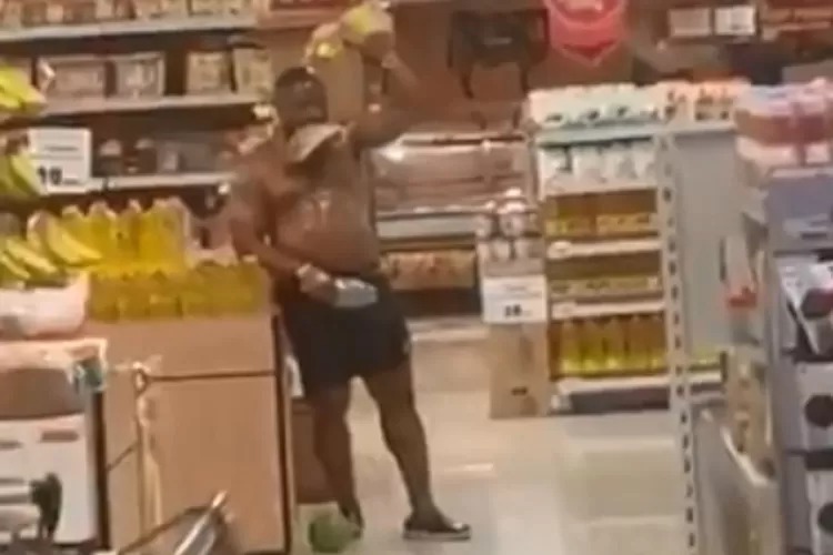 Ngamuk di Supermarket Kalibata, WNA Afrika Sempat Coba Lempar Anak dari Lantai Atas